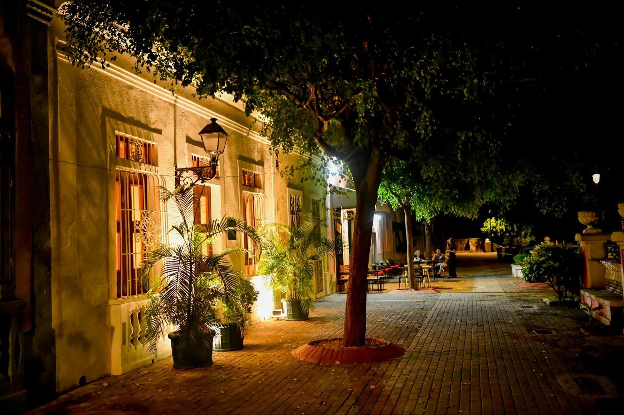 Honky Tonk Colonial Hotel Santo Domingo Exterior photo