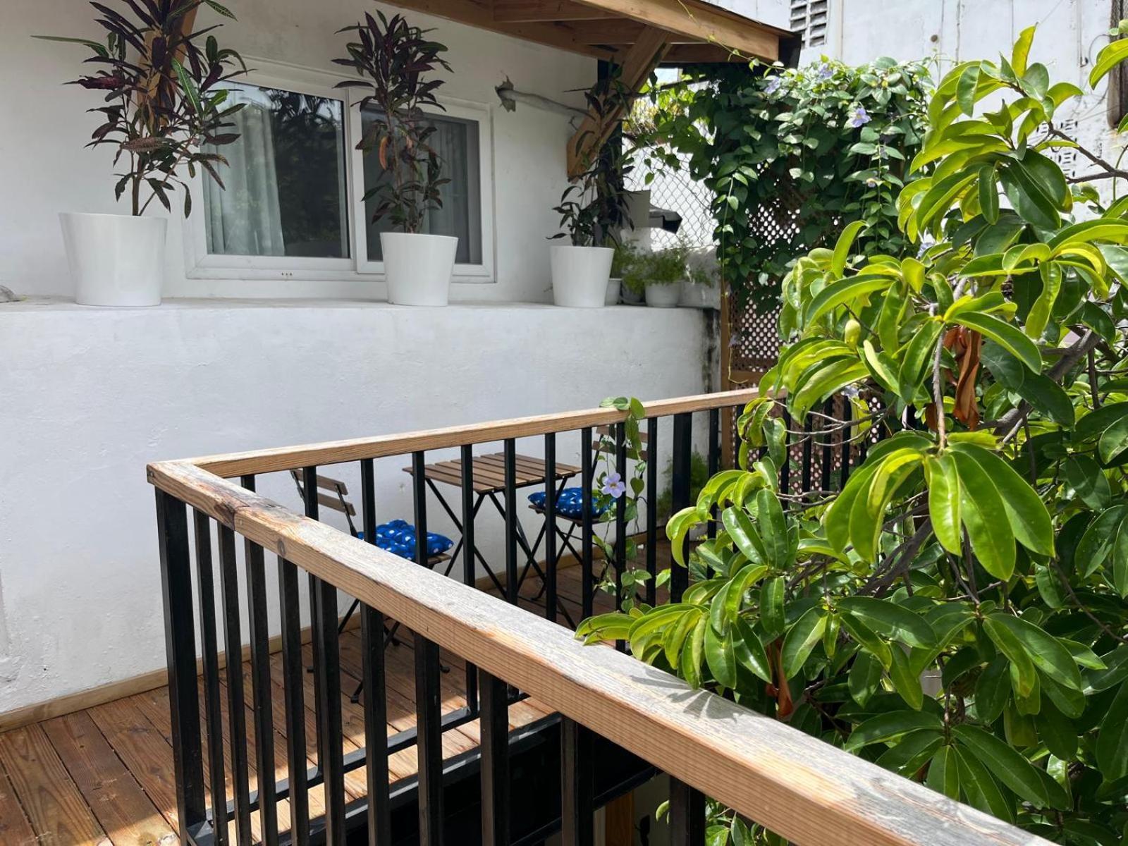 Honky Tonk Colonial Hotel Santo Domingo Exterior photo